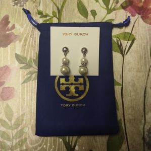 TB silver Pearl pendants earrings